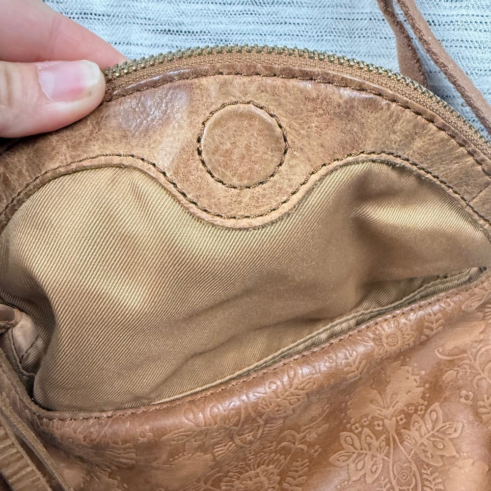 The Sak Silverlake Tan Leather Embossed Foldover Crossbody Bag Boho Western - Picture 7 of 14